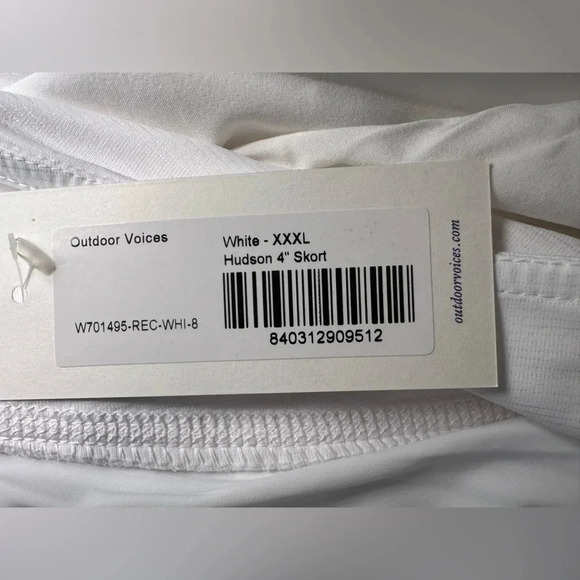 Outdoor Voices Hudson 4” white skort NWT - Picture 8 of 10